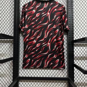 Manchester United 25-26 red and black training jersey