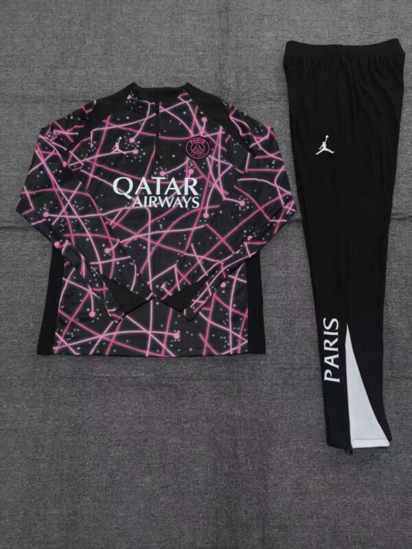 2526 Jordan Long Sleeve Training Shirt Paris Black and Pink [Camouflage]