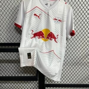 Le FC Bayern 25-26 Red Bull Home Jersey