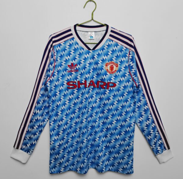 Long sleeves: 1990/92 Manchester United away jersey