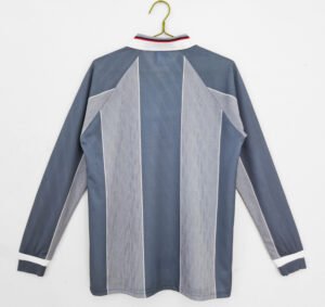 Long sleeves: 1996 England Away Jersey