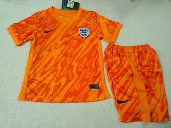 24-25 England goalkeeper jersey