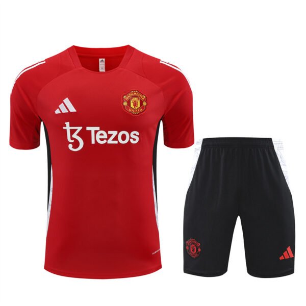 2425 Short Sleeve Manchester United Training Shirt Red